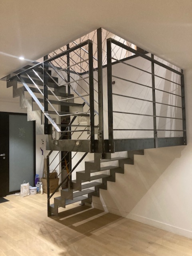 Rs Inox Agenceur Metallerie Rennes ESCALIER A CREMAILLERE 16