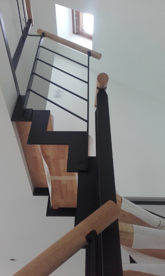 Rs Inox Agenceur Metallerie Rennes ESCALIER A CREMAILLERE 3