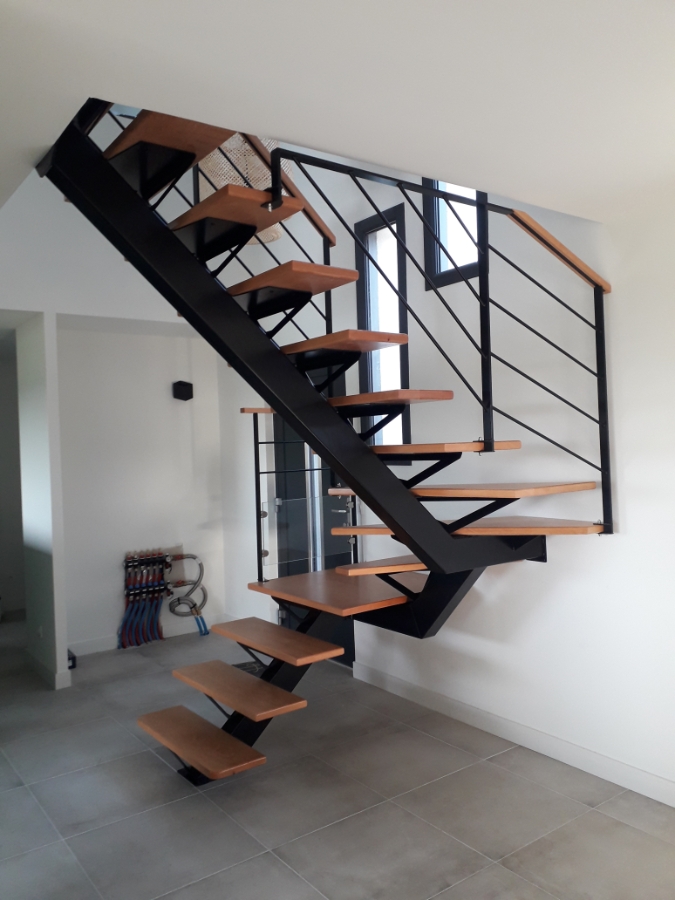 Rs Inox Agenceur Metallerie Rennes ESCALIER LIMON CENTRAL 14