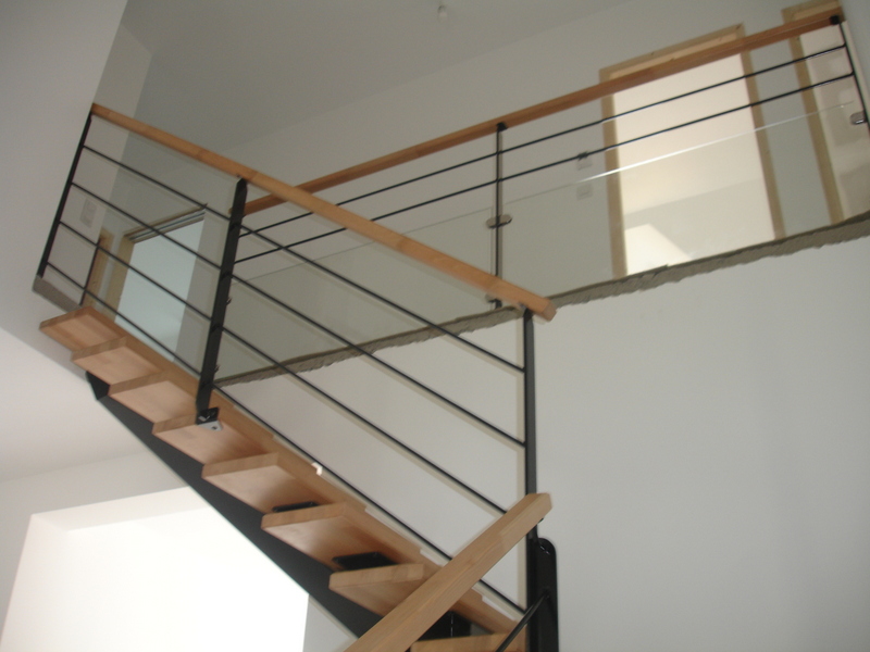 Rs Inox Agenceur Metallerie Rennes ESCALIER LIMON CENTRAL 23