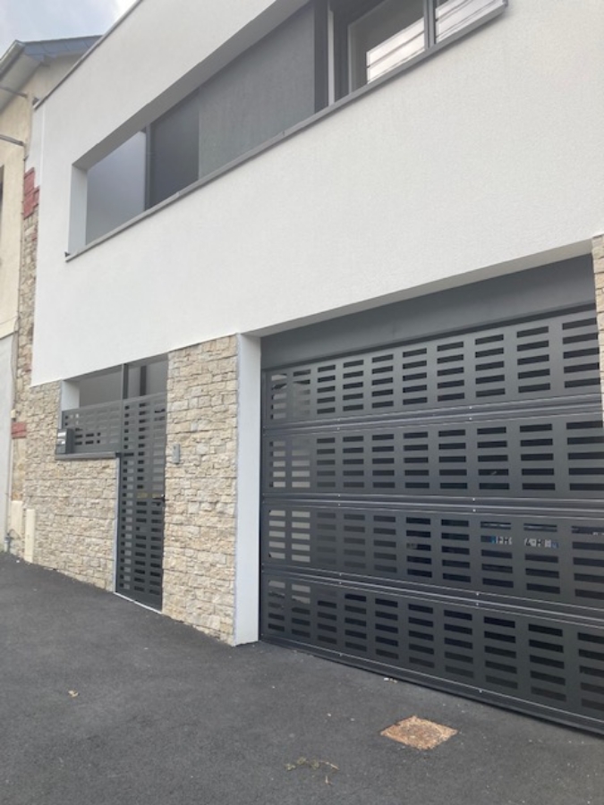 Rs Inox Agenceur Metallerie Rennes PORTE DE GARAGE 3