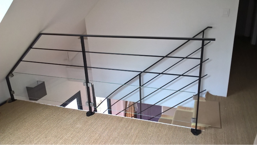 Rs Inox Agenceur Metallerie Rennes RELOOKAGE ESCALIER 1