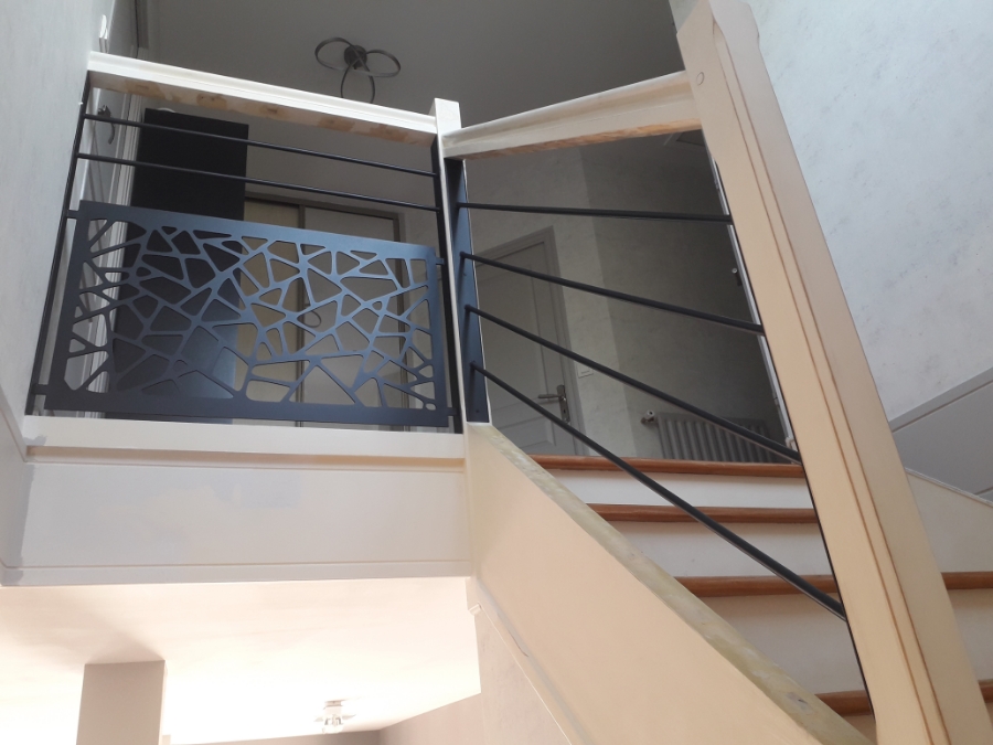 Rs Inox Agenceur Metallerie Rennes RELOOKAGE ESCALIER 6